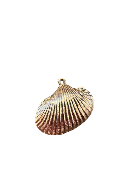 Oversized Gold Seashell